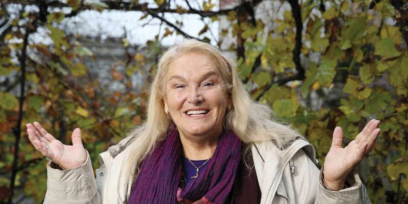 Elda Viler, legenda slovenske popevke: Kdo še sploh praznuje božič kot nekoč, razen nas kristjanov