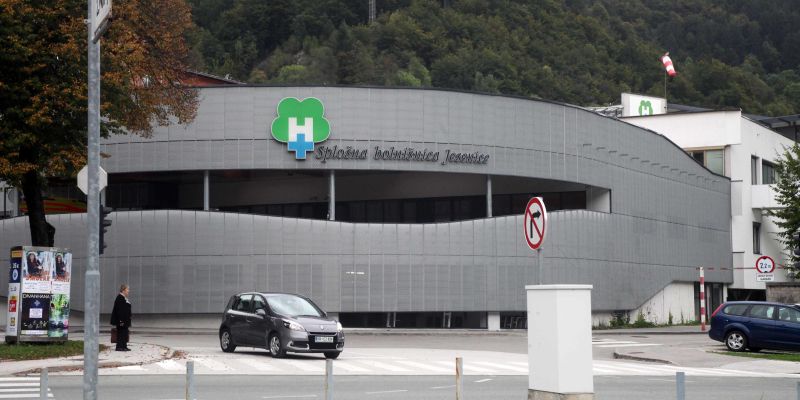 jesenice bolnisnica bobo.jpg