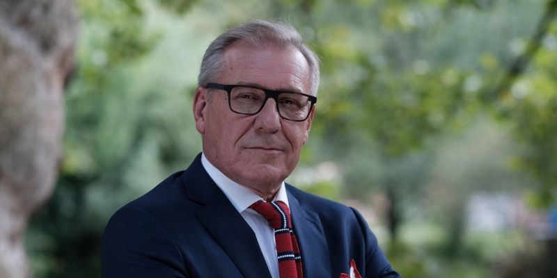 aleš valič.jpg