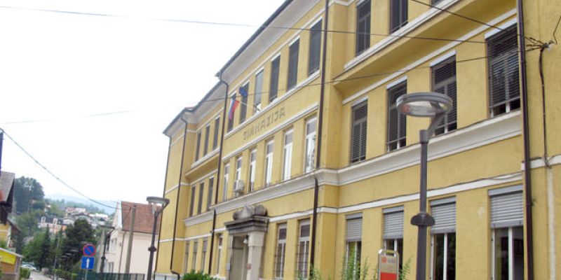 GimnazijaInEkonomskaSrednjaSolaTrbovlje.jpg