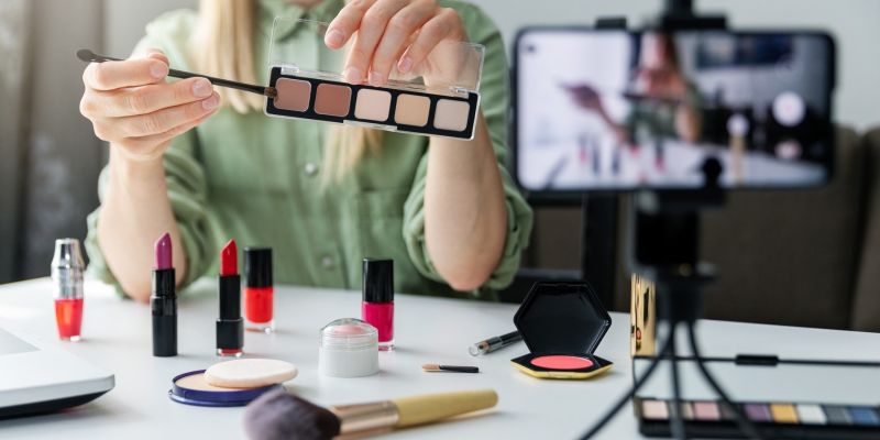 influencer, vplivnež