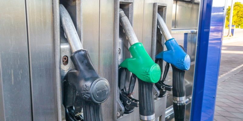 bencinski servis, hrvaška.jpg