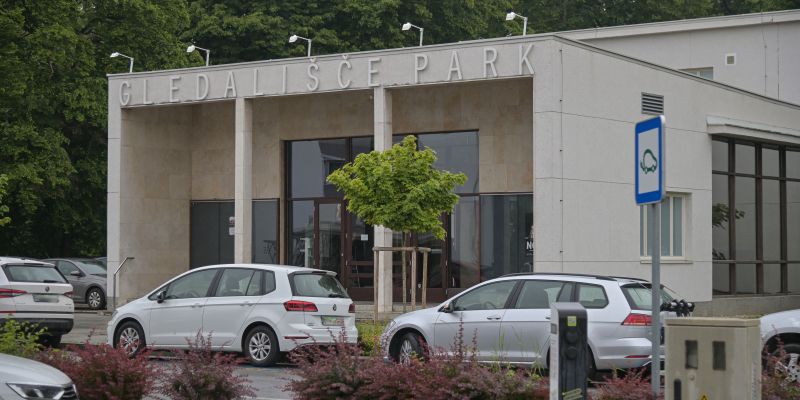 simbolična, gledališče park murska sobota