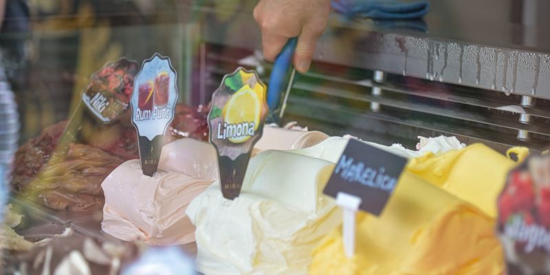 simbolična, sladoled, slaščičarna