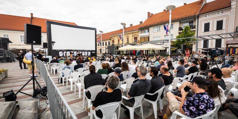 grossmann, grossmann-fantastic-film-&-wine-festival, parada-zombijev