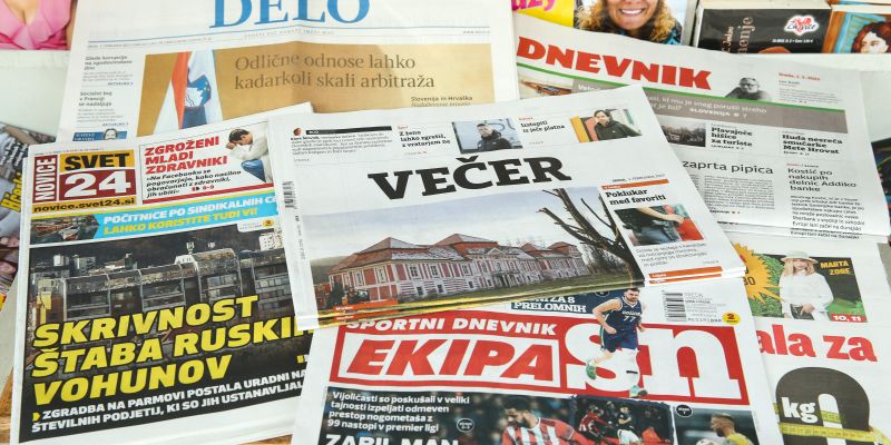 mediji, časopisi, tiskani, kiosk