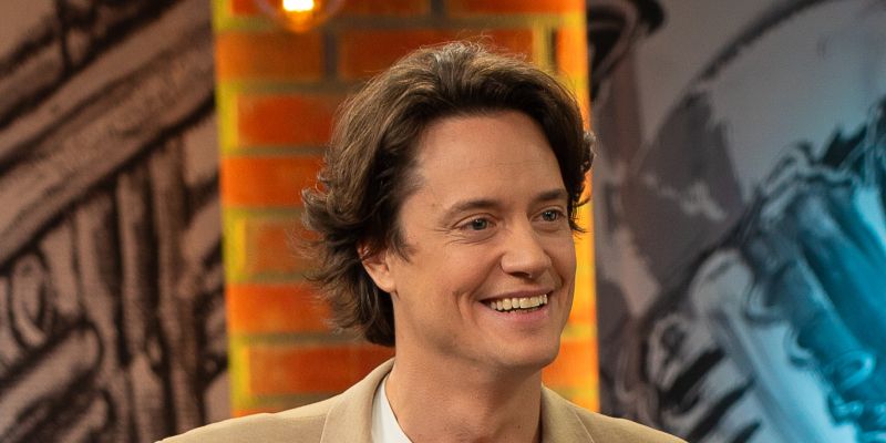 Domen Valič v živo pokazal svoj glasbeni talent