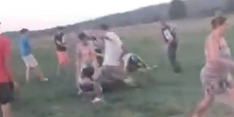 romi na policaja.jpg