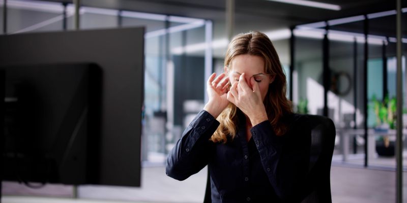 suhe oči, delo z računalnikom