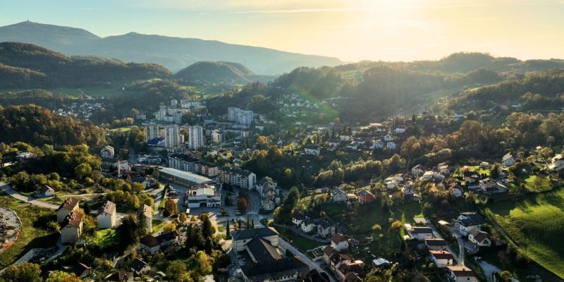 Hrastnik 1.jpg