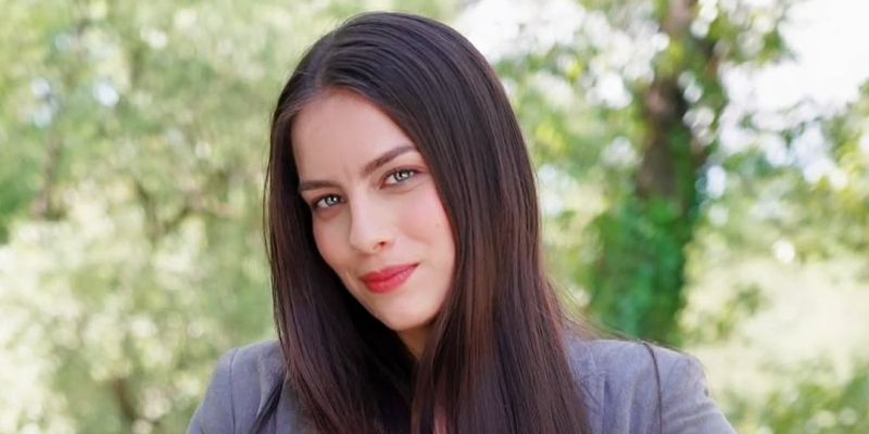 ana ursula najev 1.jpg