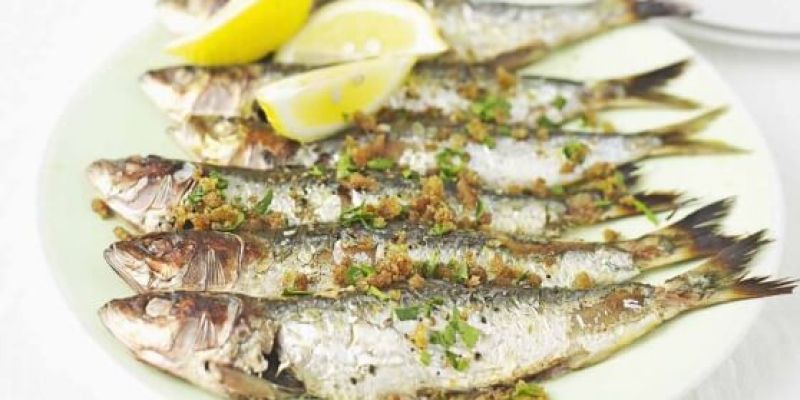 sardele-s-hrustljavim-posipom_558x620_acf_cropped