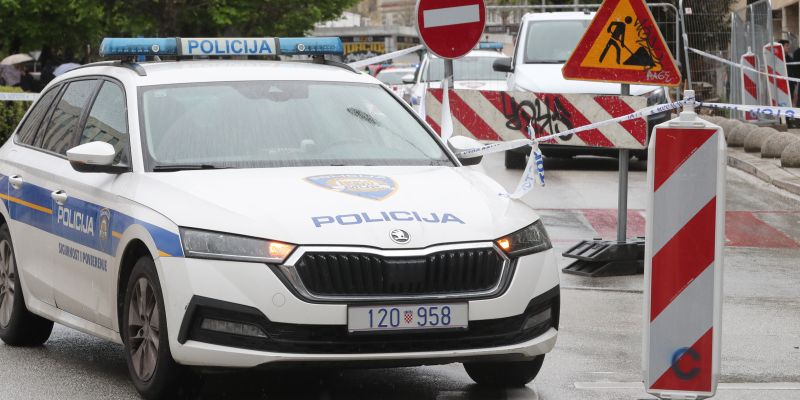 hrvaška policija (2).jpg