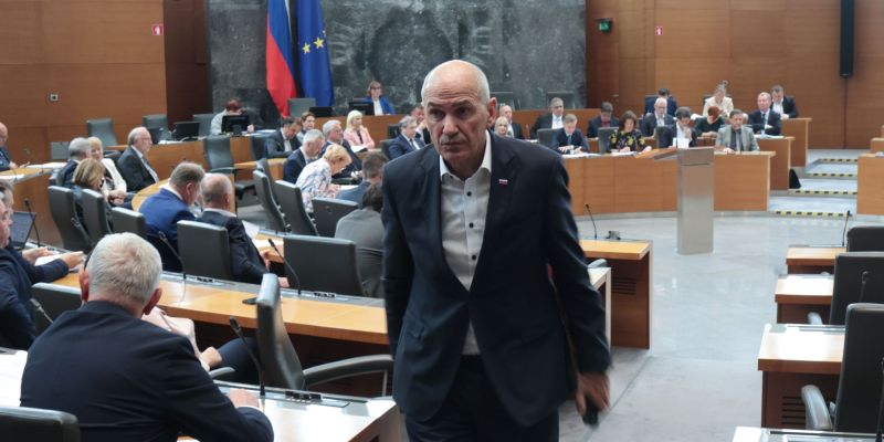 janez jansa dz.jpg