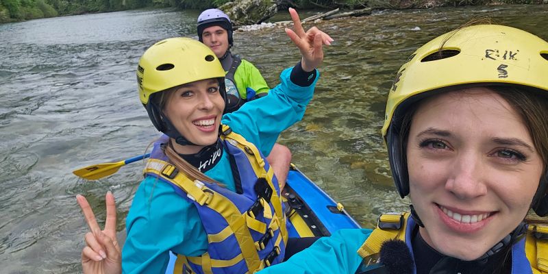 Dve korajžni lepotici na raftingu