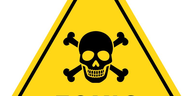 pfas, pfas-resitve, vecne-kemikalije, kemikalije-in-zdravje, okolje-in-hrano-koper, kemicno-onesnazenje, oxyle, gradient-corp