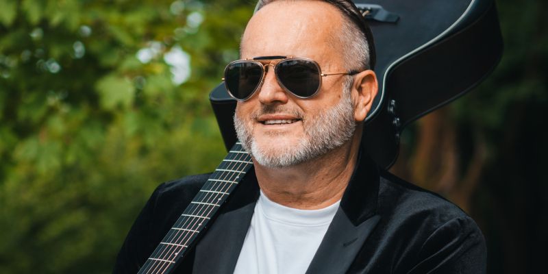 Miki Vlahovič z novo pesmijo in največjim življenjskim navdihom