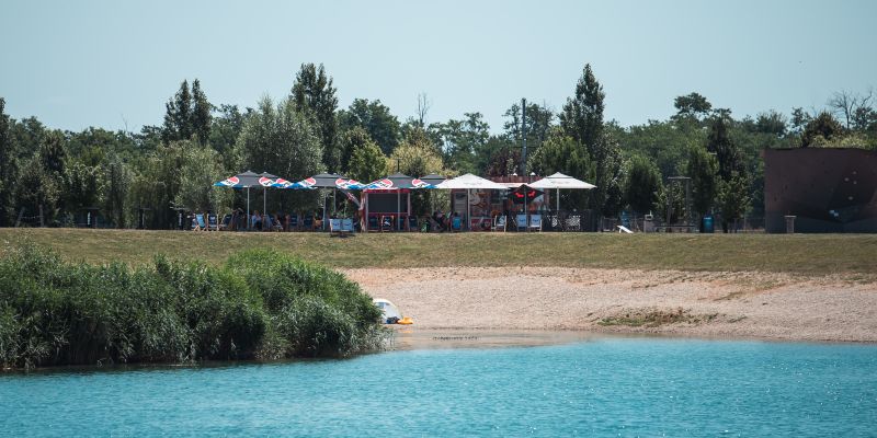 simbolična, kamenšnica, soboško-jezero, poletje, expano, terasa, gostinstvo