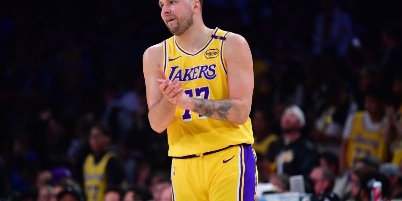 11 luka dončić.jpg