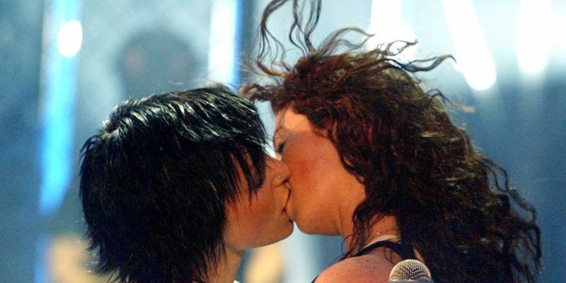 Julija Volkova in Lena Katina (2).jpg