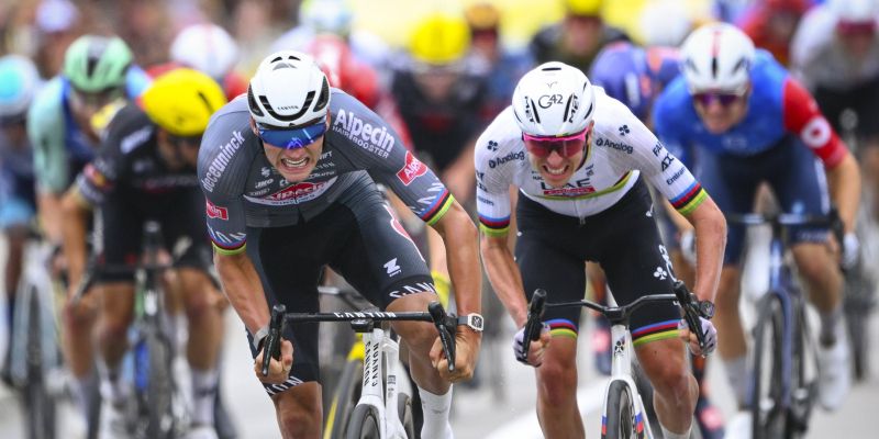 Mathieu Van Der Poel Tadej Pogacar 25 pm.jpg