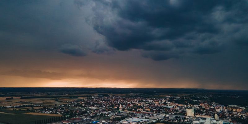 simbolična, nevihta, neurje, murska-sobota, dron, oblaki, oblačno