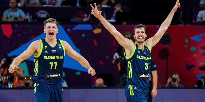 goran dragic luka doncic eurobasket 2017.jpg