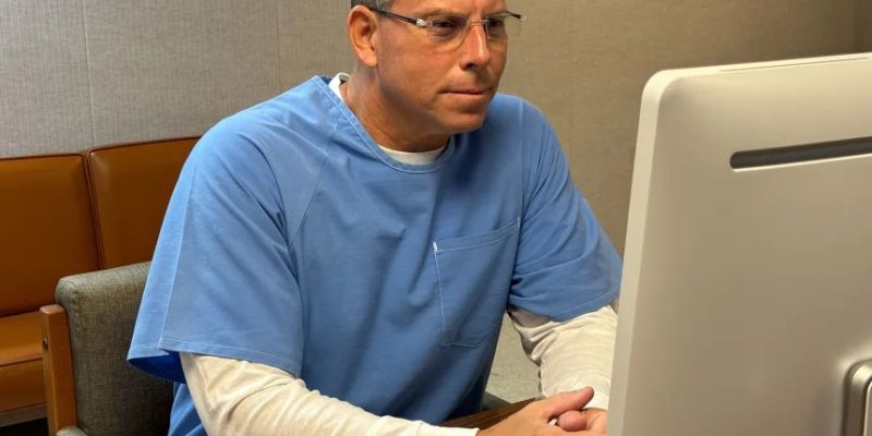 erik-menendez-initial-parole-hearing-photo2-jpeg.jpg