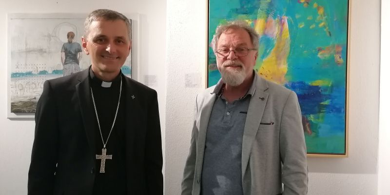 razstava, novo-mesto, odsevi-upanja