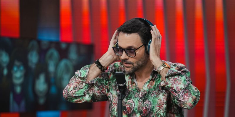 Z Jasno in glasno: voditeljica priznala, da je samska, Iztok pa v paniki