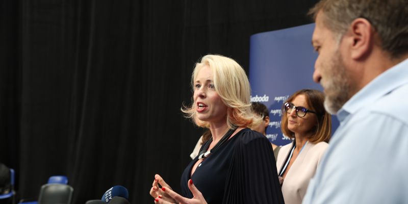 urska klakocar zupancic kongres svoboda 2025 pl.jpg