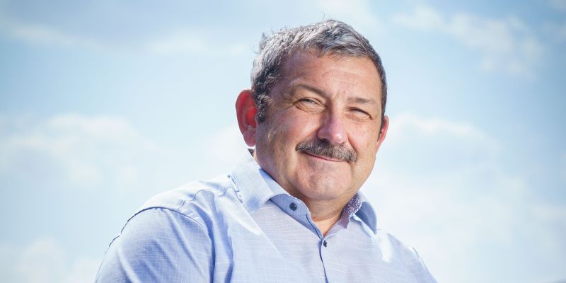 UV ALES STRANCAR-f-simen-zupancic.jpg