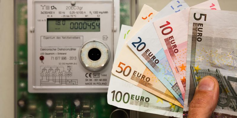 elektrika, denar, stroški