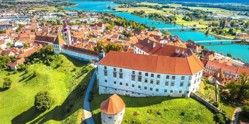 PTUJ2.jpg