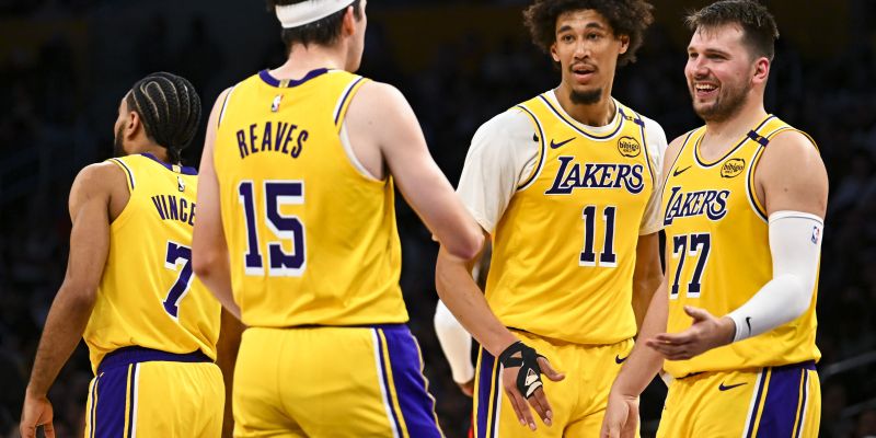 Gabe Vincent, Austin Reaves, Jaxson Hayes, Luka Dončić