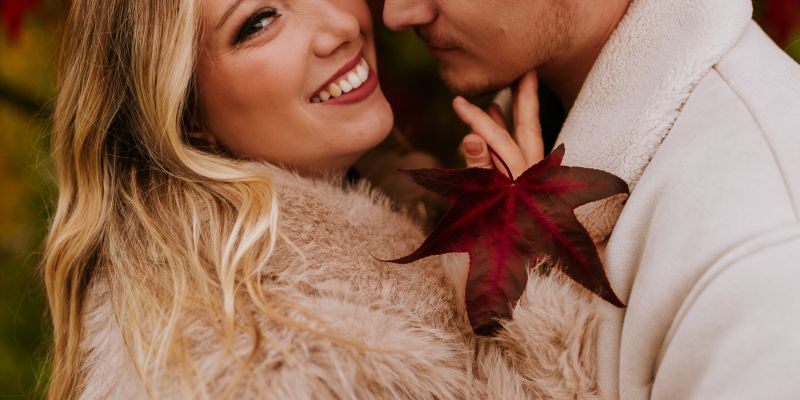 Uroš in Tjaša se vračata s pesmijo Leta tečejo