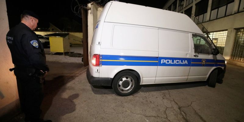 policija kombi hrvaska.jpg