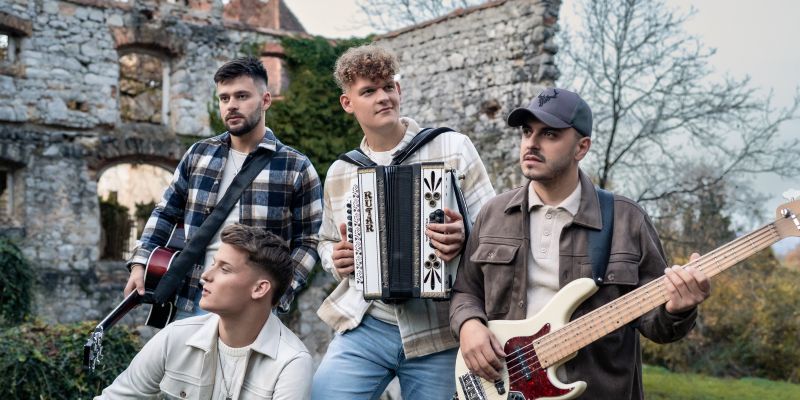 Brata Šinkovec sta svoja starša spravila v jok