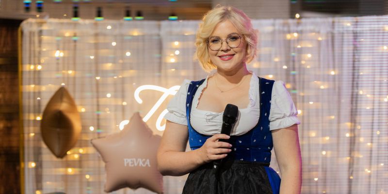 Darja Gajšek, Veseljak v živo