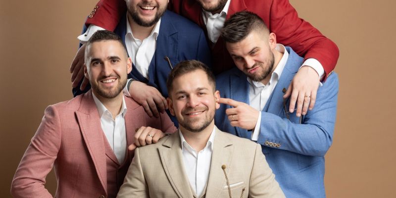 IL DIVJI razkrivajo svojo bolj divjo plat