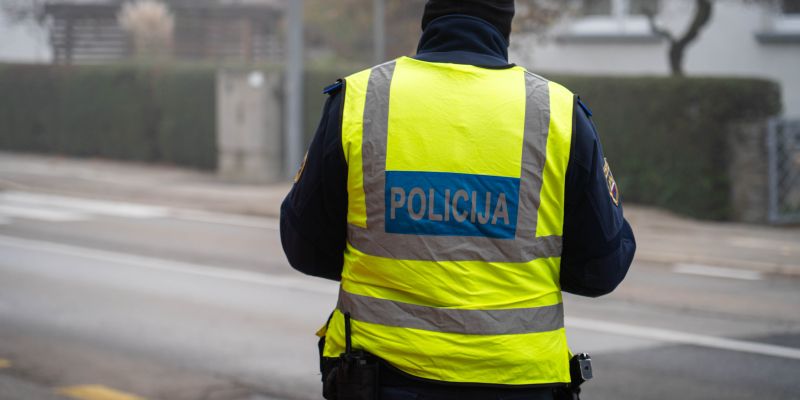 policija