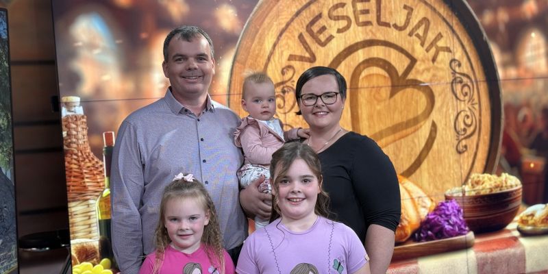 Svojo pesem je dobila tudi najmlajša hčerka