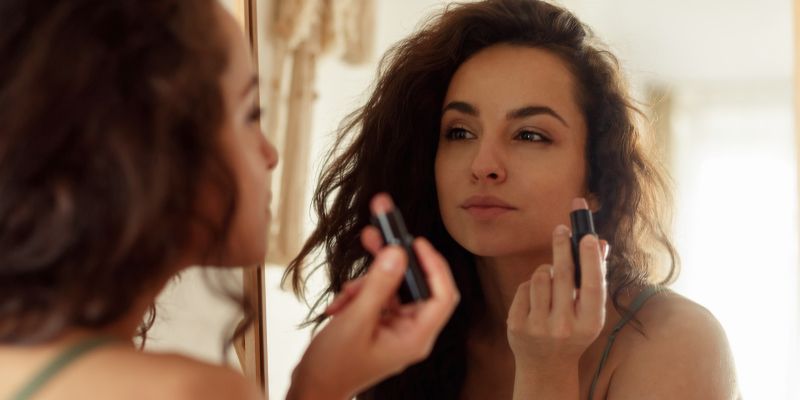 ženska, ličila.jpg