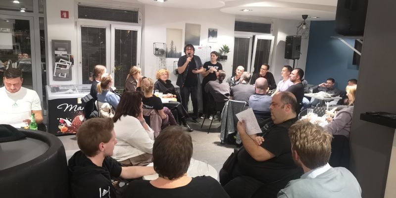 topfit pubkviz25nov.jpg