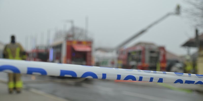 simbolična, požar, nesreča, gasilci, intervencija, policija, prizorišče, trak