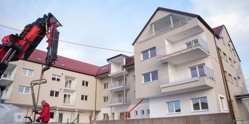 obcina-apace, poslovno-stanovanjski-objekt, zdravstvena-postaja-apace