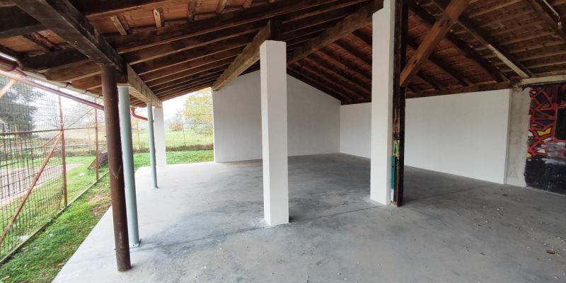 krog, nadstresek, nadstresnica, kegljisce