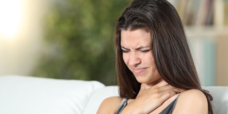 bolečina, požiranje, grlo