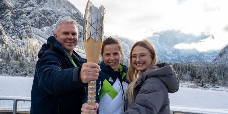 Ognjena navijaška ekipa