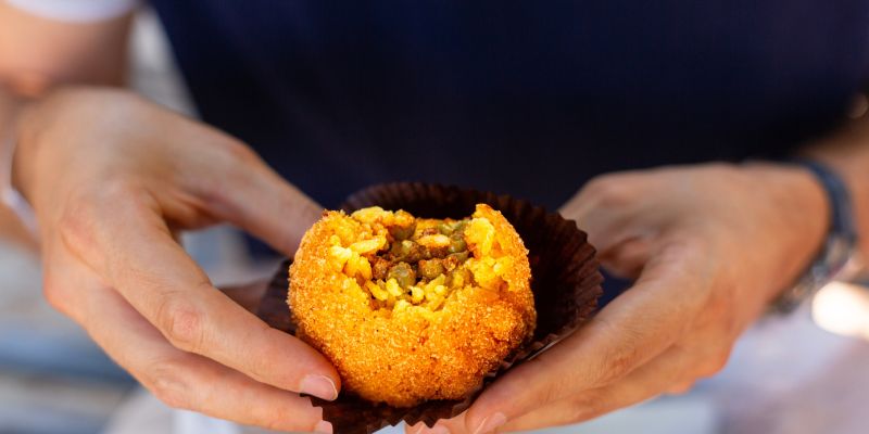 arancin, arancini, sicilija, italija